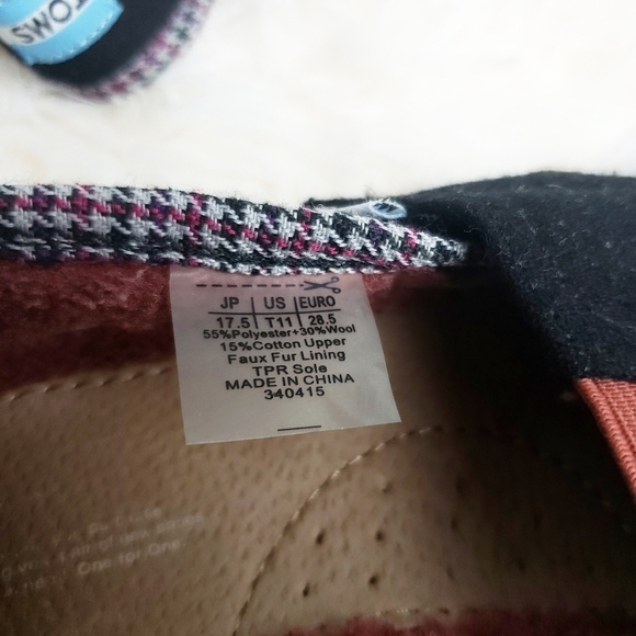 TOMS Black Comfy Shoes Unisex toddler‎ Sz 11 - Picture 6 of 6